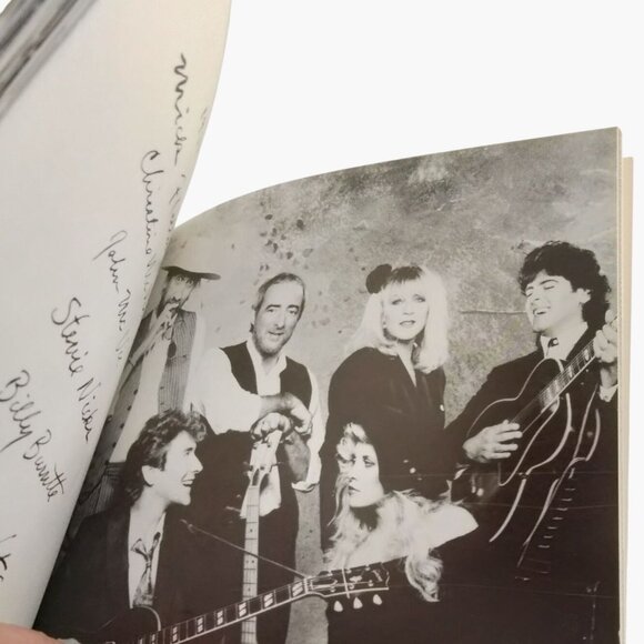 Fleetwood Mac 25 Years The Chain Booklet insert Anniversary Book - Picture 2 of 5